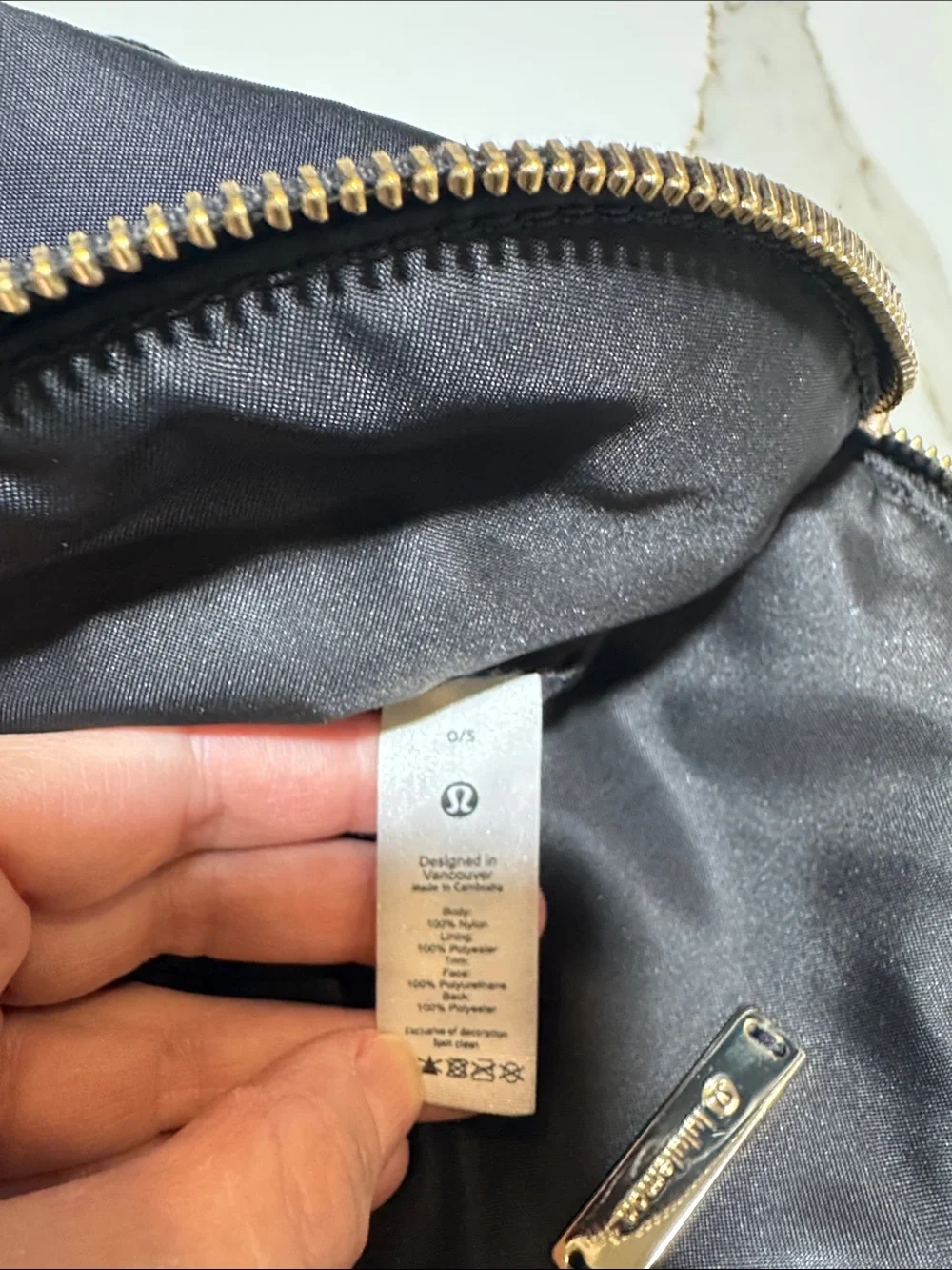 lululemon athletica 🍋🍋Black Crossbody Festival Purse size small - Picture 10 of 12